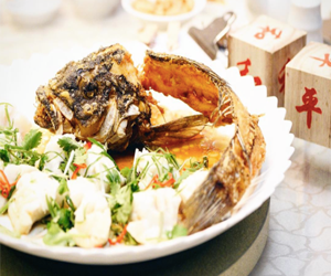 Steamed Wild Cod Fish with Deep fried Cod Fish Head & Tail